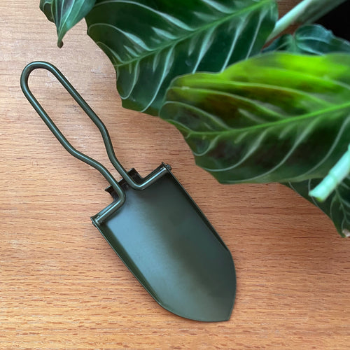 Foldable Mini Stainless Steel Indoor Plant Shovel with pouch - ARMY GREEN